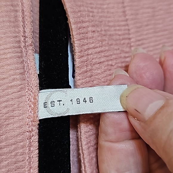 EST. 1946 TOP - Picture 4 of 6